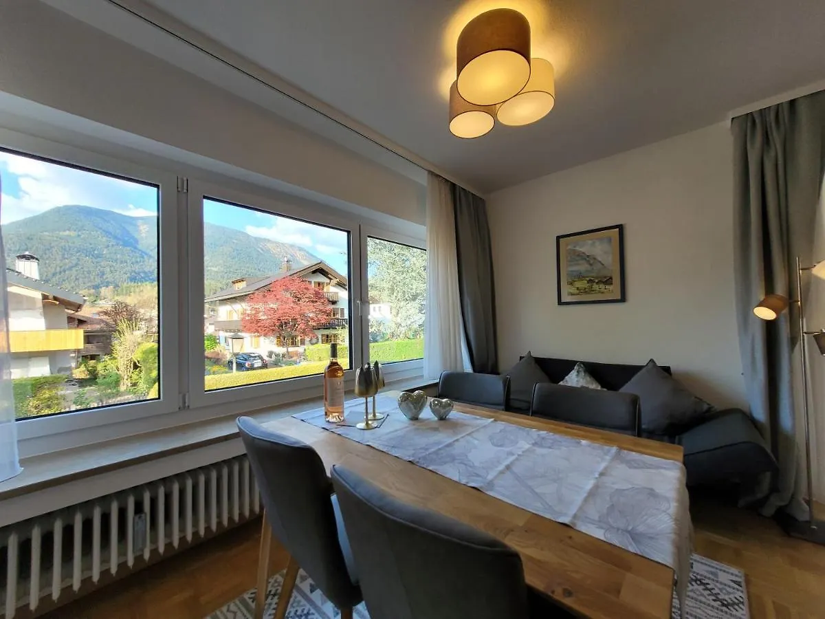 Berg-Love Garmisch-Partenkirchen Apartment